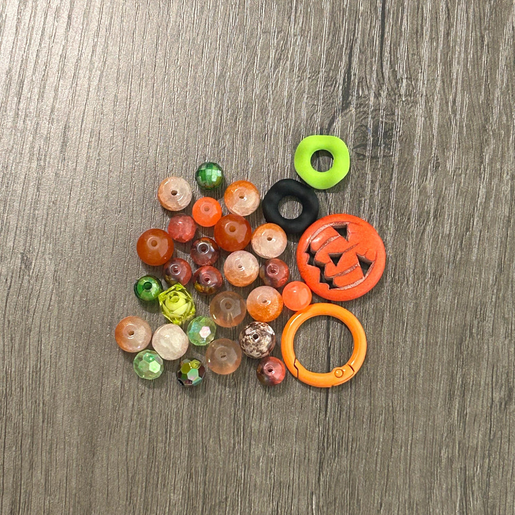 DIY Halloween bead mix keychain Clasp kit Trick or Treat Bead Mix Journal Decorations, crafts holiday crafts