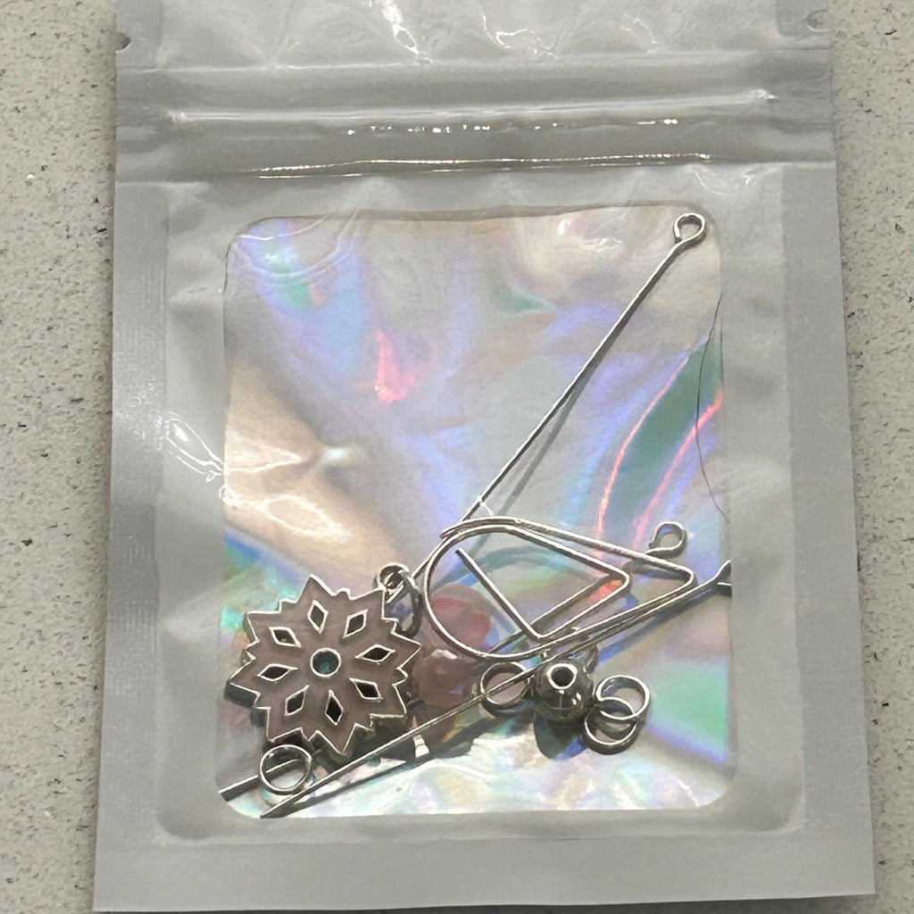 DIY Pink Snowflake Charm Kit – Holiday Planner Charms, Journal Decorations, Craft Supplies, Customizable DIY Winter Charms